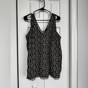 Torrid Black and White Geometric Tank Top